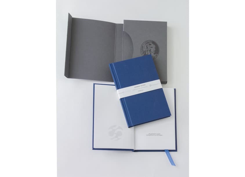 American Express Presentation Book + Case