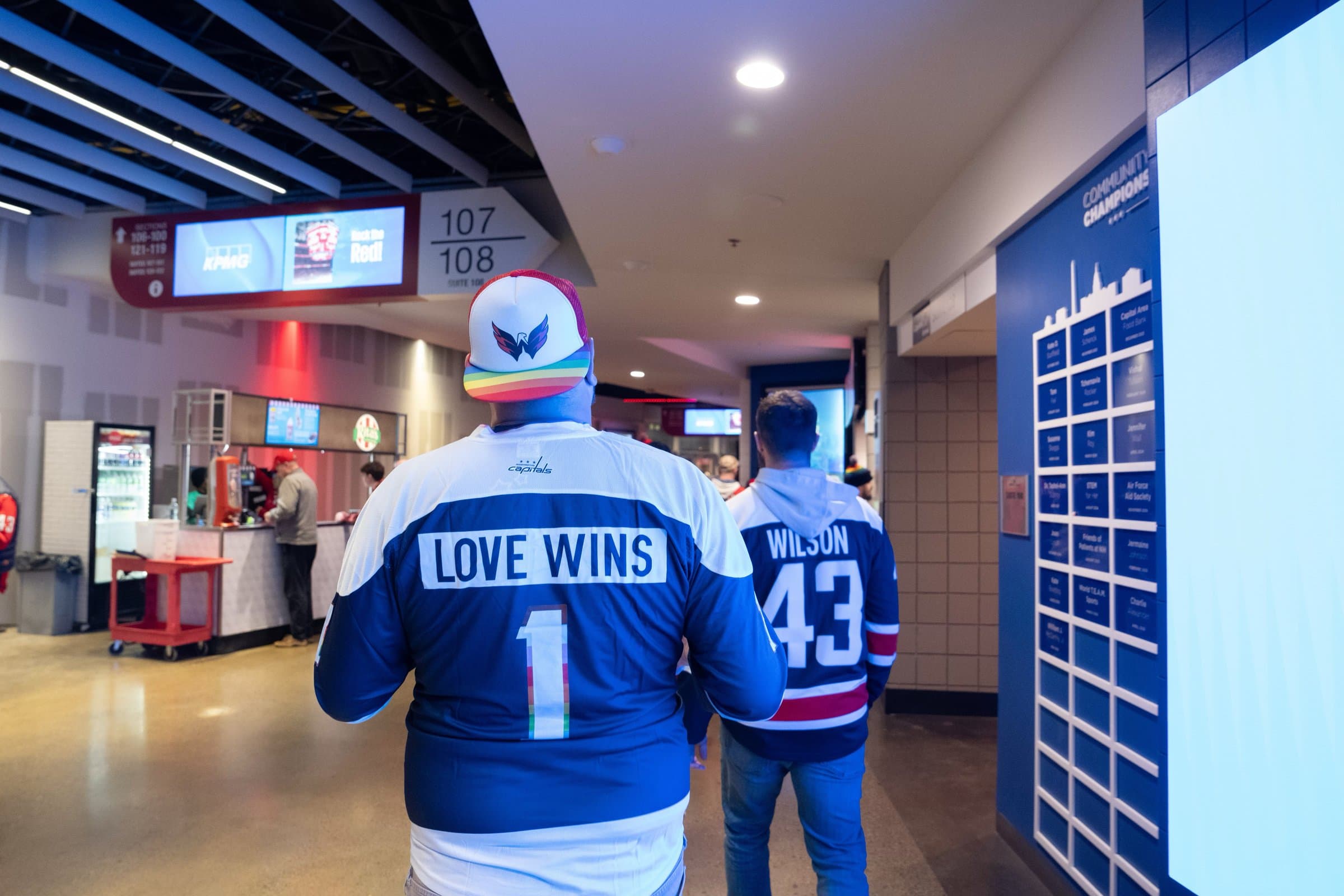 CAPITALS X PRIDE JERSEY